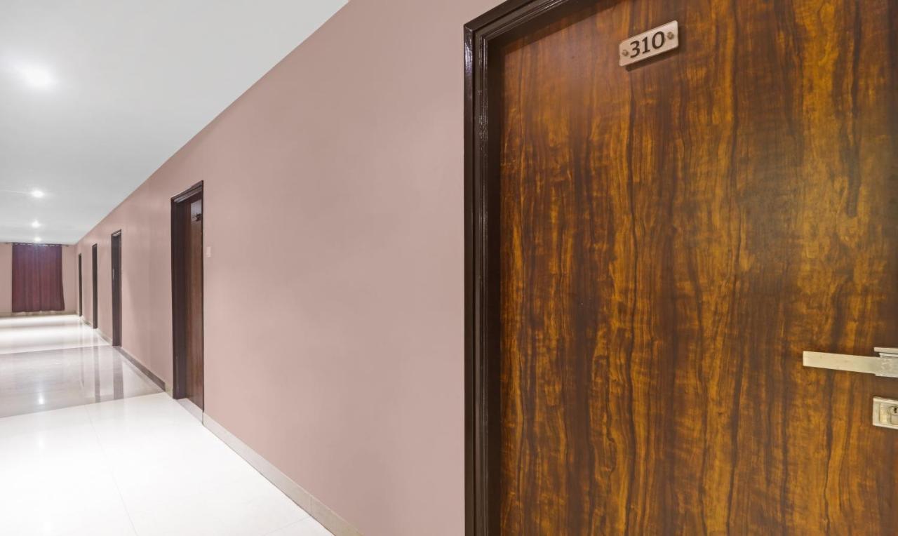 Hotel Vjr Residency By Hotelscart Hajdarabad Zewnętrze zdjęcie