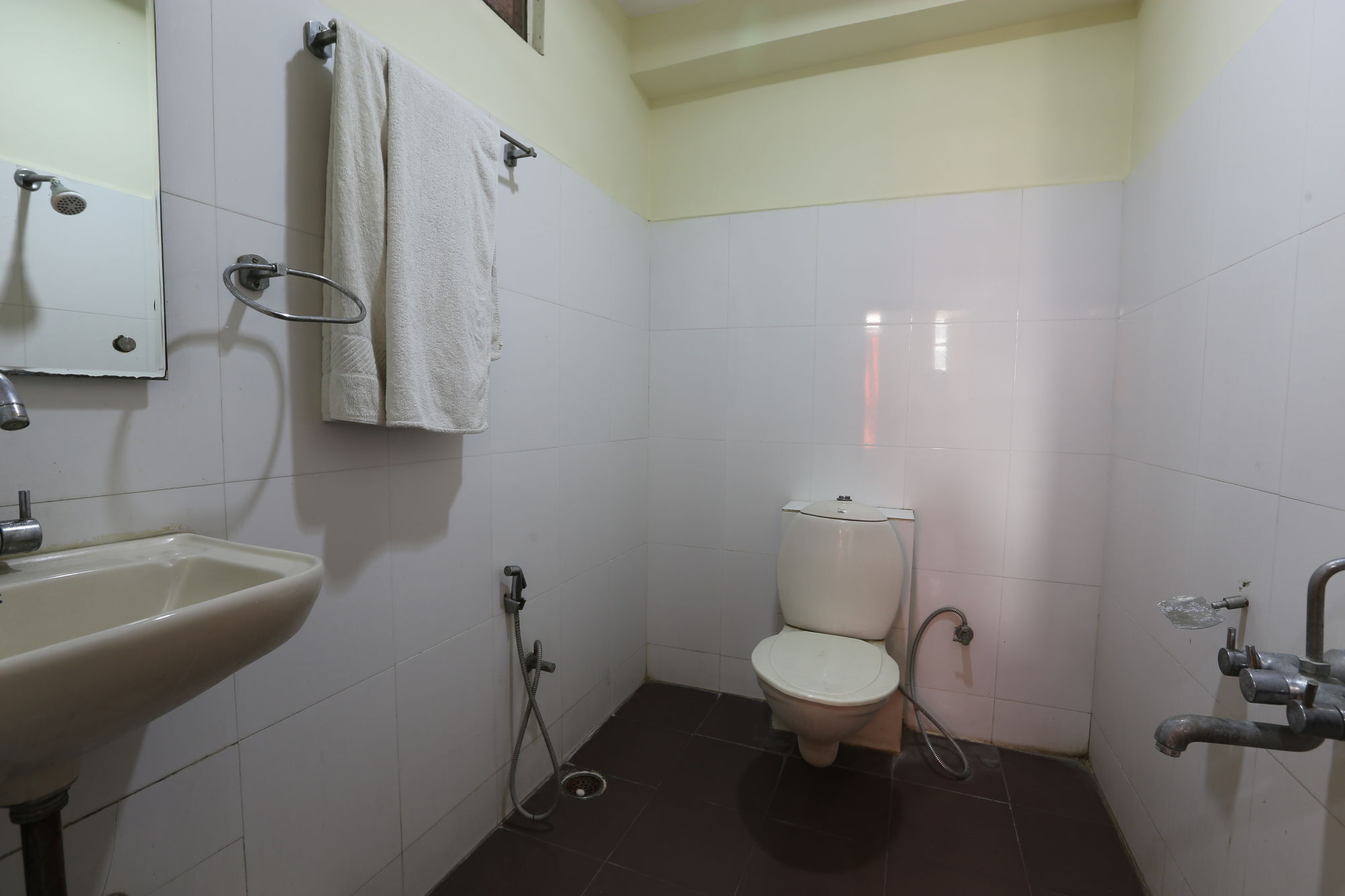 Hotel Vjr Residency By Hotelscart Hajdarabad Zewnętrze zdjęcie