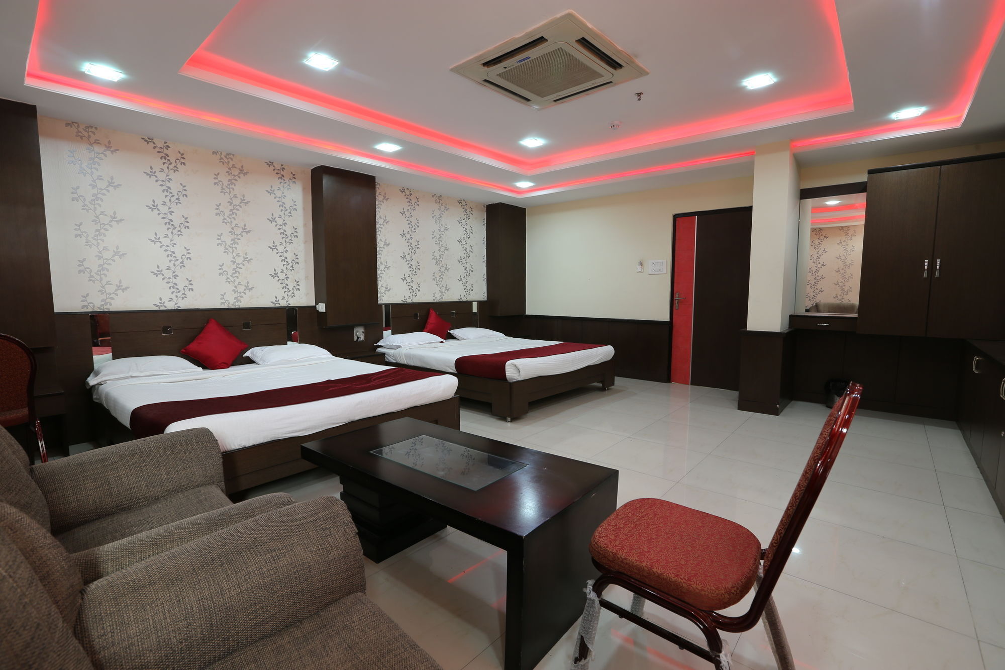 Hotel Vjr Residency By Hotelscart Hajdarabad Zewnętrze zdjęcie